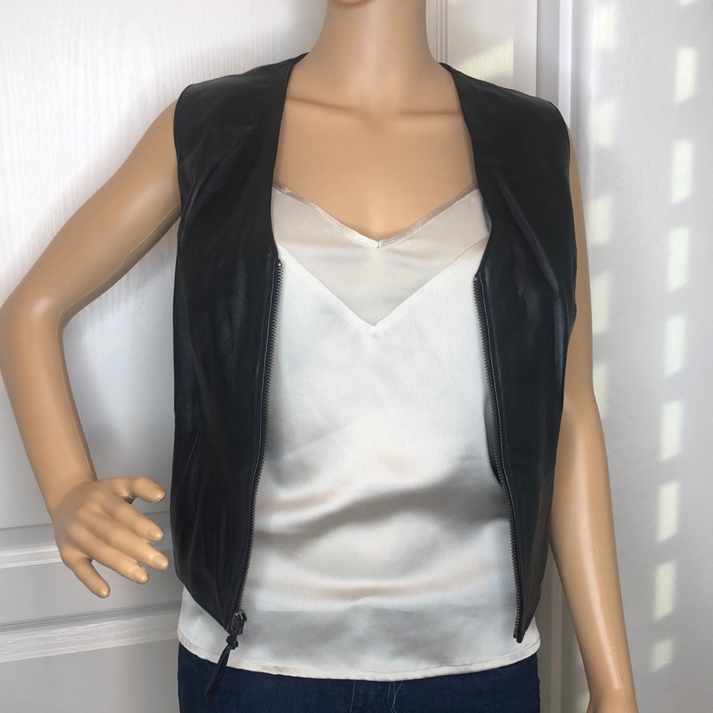 Wilson’s Leather Maxima Leather Vest.